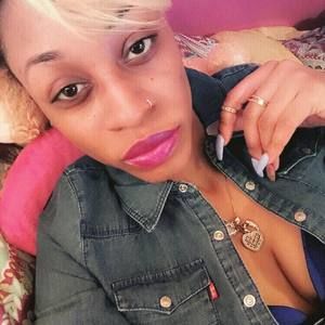 Meet your Posher, Jhelyce